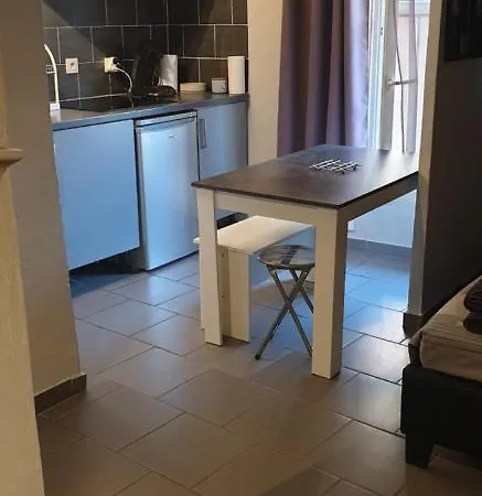 Bienvenue Au Centre Ville Apartment Arles