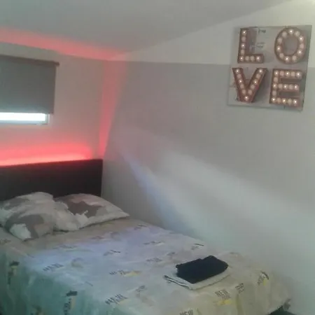 Bienvenue Au Centre Ville Apartment Arles
